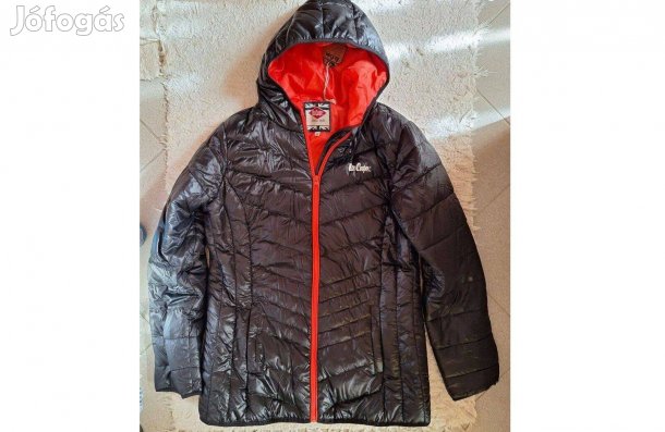 Női dzseki fekete külső, piros belsö. Vadonatúj, Lee Cooper