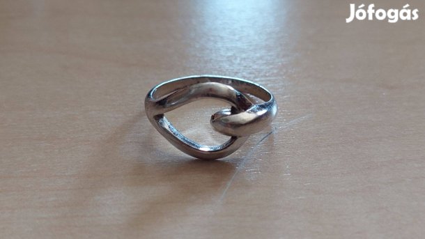 Női ezüst gyűrű