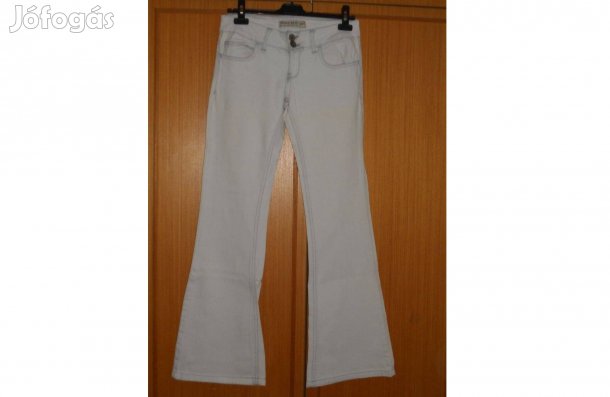 Női farmernadrág, márkás, csinos, világos, újszerű. 38 - as