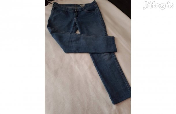 Női farmernadrág eladó (31x34-es)