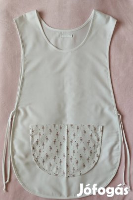 Női fehér lapköpeny,mintás zsebbel, ovis, munkaruha