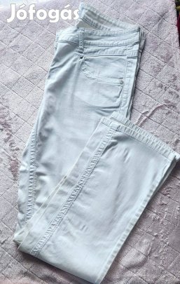 Női fehér nadrág 38