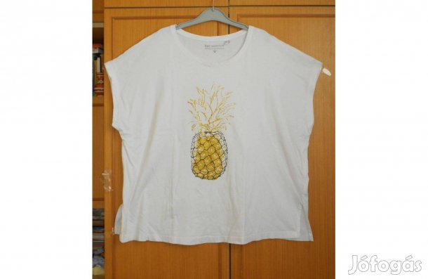 Női fehér póló, szép, nagy aranyszínű díszes. 3 XL - es