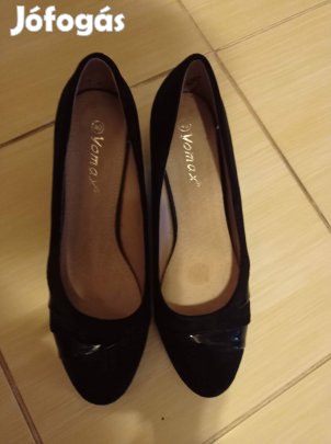 Női fekete 39 es, 40 es cipők 