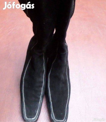Női fekete bőr csizma újszerű