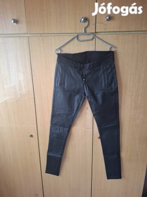 Női fekete műbőr nadrág