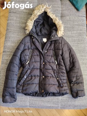 Női fekete téli kabát 