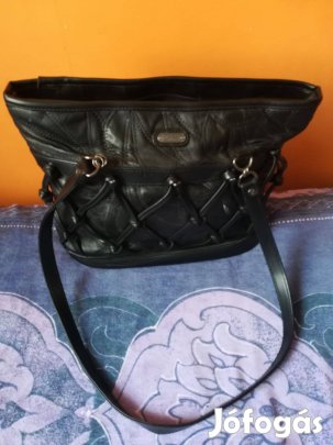 Női,fekete valódibőr új táska, 37x27 cm,több rekeszes!/72