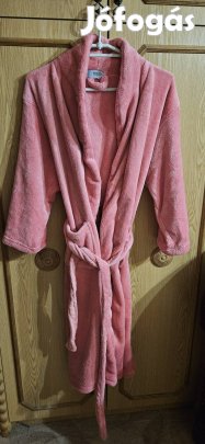 Női fürdőköntös