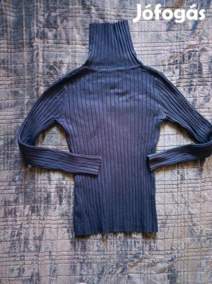 Női garbós pulóver