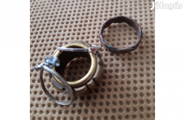 Női gyűrűk ( 4 db)