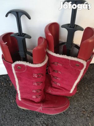 Női,hasítottbőr,piros 40-méretű csizma,Bécsben vásárolt/71