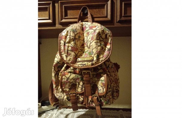 Női hátizsák, sok kis bagollyal. Anna Smith