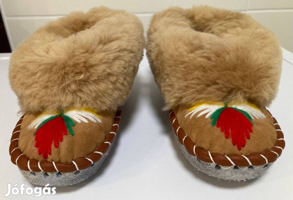 Női házi cipő / mamusz 36-os (5.000 Ft)