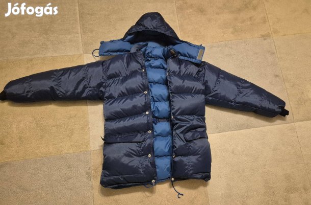 Női hegymászó pehelykabát