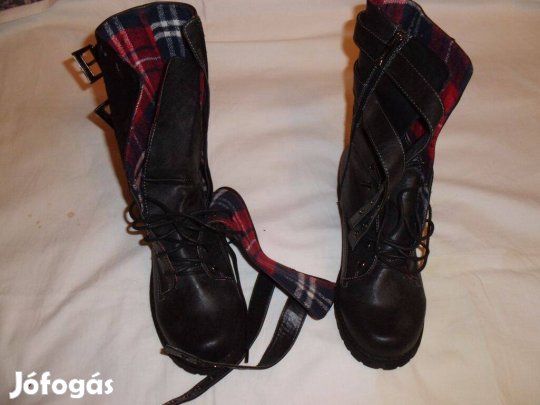 Női hosszú szárú béléses csizma 42-es