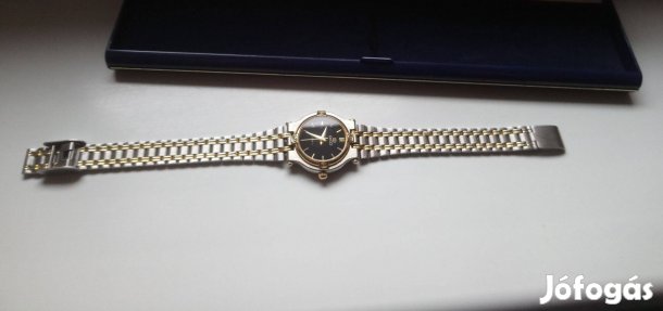 Női karóra Gucci logóval eladó