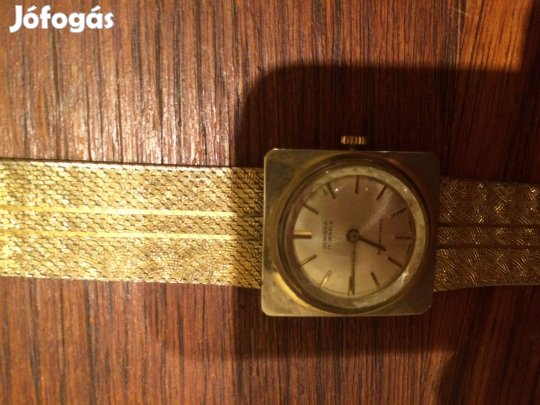 Női karóra Swiss Made.16 köves