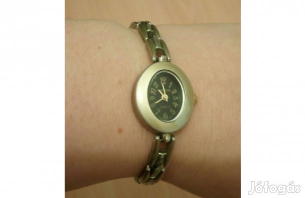 Női karóra (18 cm)