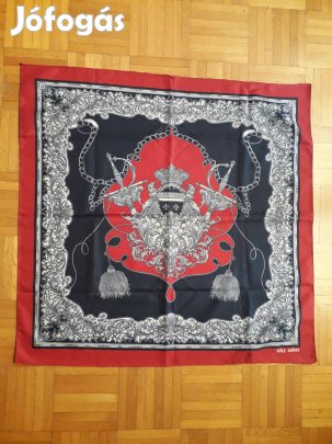 Női kendő címerrel, műselyem