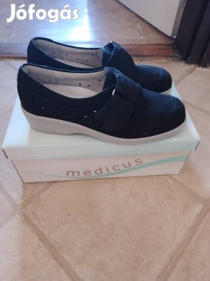 Női kényelmi cipő 38-as