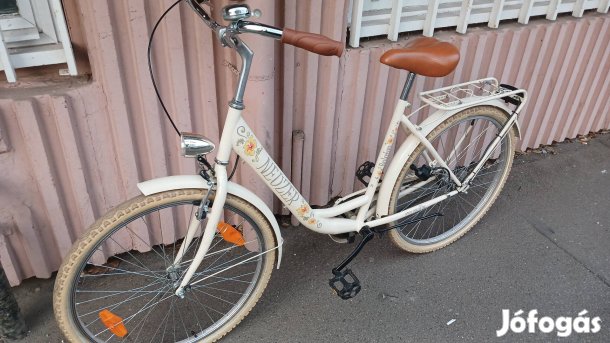 Női kerékpár 26-os Neuzer Balaton kontrás Debrecenben eladó. 