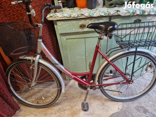 Női kerékpár alig használt