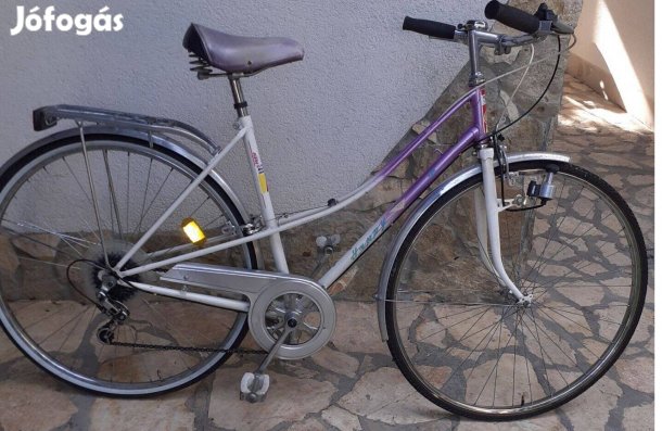 Női kerékpár újszerü állapotban eladó !