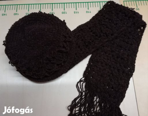 Női,kézzel kötött sapka, sál két színben barna,drapp,egyben,olcsón!