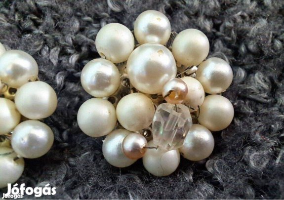 Női klipsz műgyöngy berakással