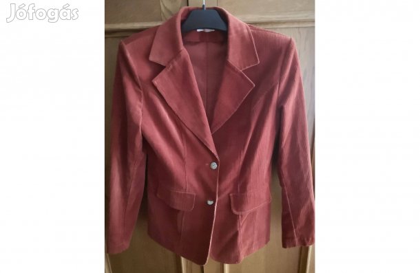 Női kosztümkabátok 40-es méretben