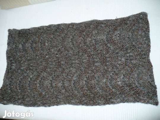 Női kötött csősál