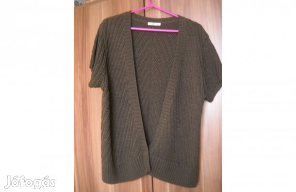 Női kötött mellény