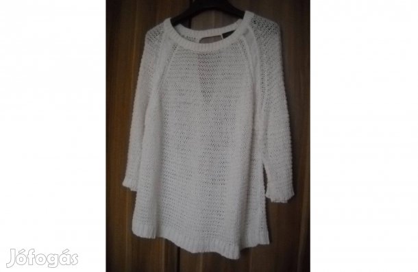 Női kötött pulóver