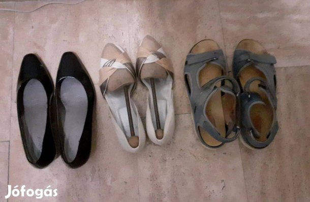 Nói lábbelik (42-es)