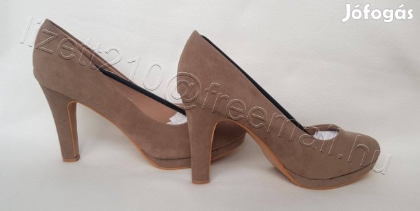 Női magassarkú alkalmi cipő dobozában vadonatúj