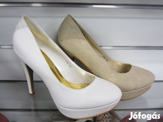 Női magassarkú platform cipő!