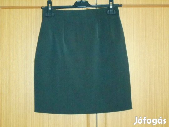 Női miniszoknya, elegáns, csinos, sztreccses, bélelt. 42-es