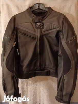 Női motoros bőrdzseki