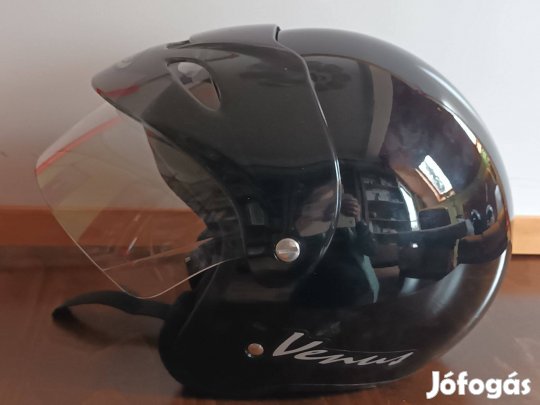 Női motoros bukósisak