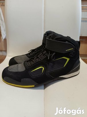 Női motoros cipő 39-es