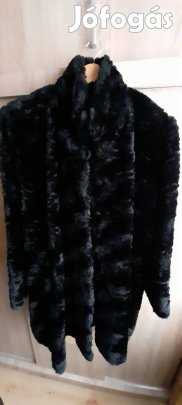 Női műszőrme kabát eladó !
