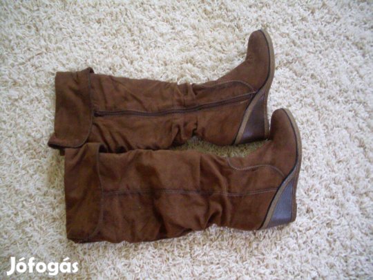 Női művelúr csizma 41-es