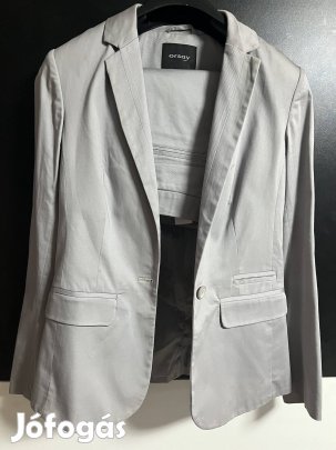 Női nadrágkosztüm eladó!