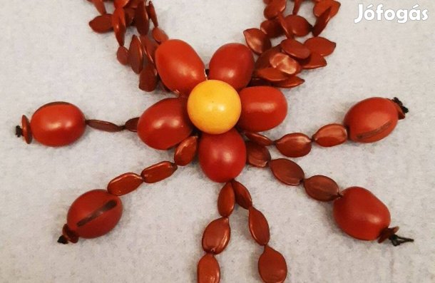 Női nyaklánc, ékszer