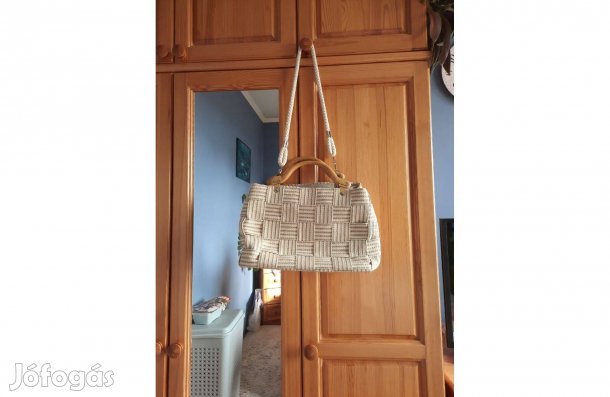 Női olasz szövet táska eladó!