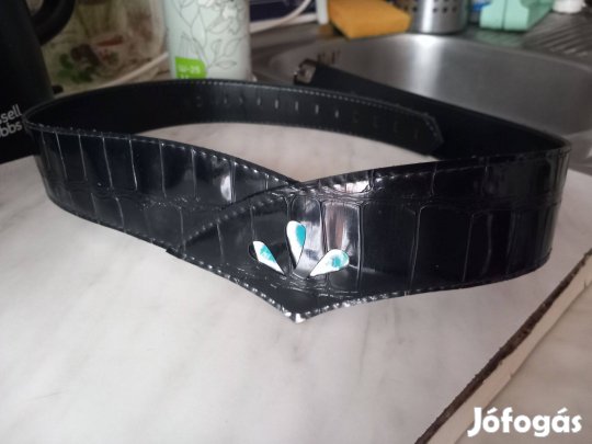 Női öv, fekete színű, hátul kapcsolós, eladó