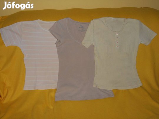 Női póló: S/M. Csinos, díszes, rövid ujjú