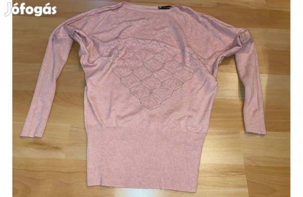 Női pulóverek eladók