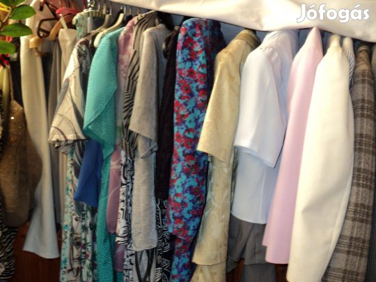 Női ruhák 38-40-42-es méret. GLS szállítás